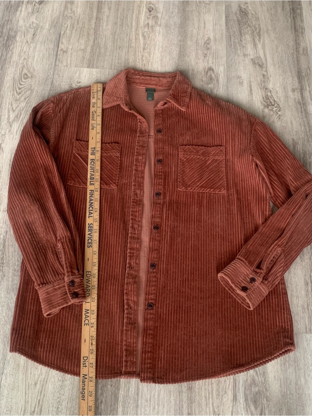 Wild Fable corduroy button down shirt/ shacket. Terracotta color size small - Picture 4 of 7